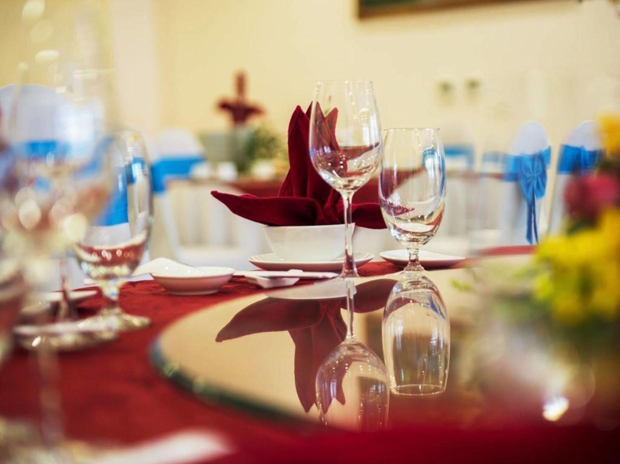 Lam Giang Hotel Вінь Екстер'єр фото