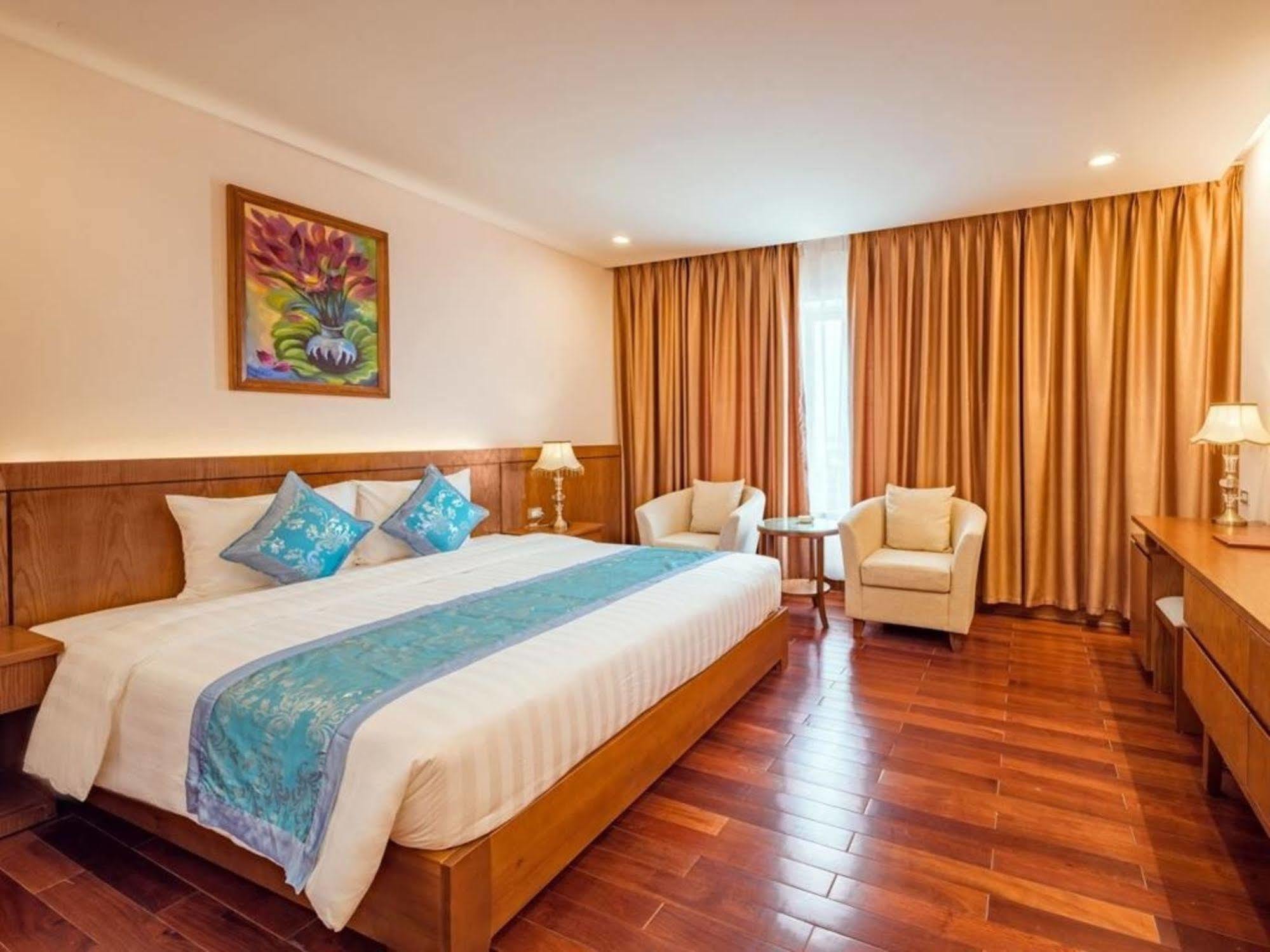 Lam Giang Hotel Вінь Екстер'єр фото